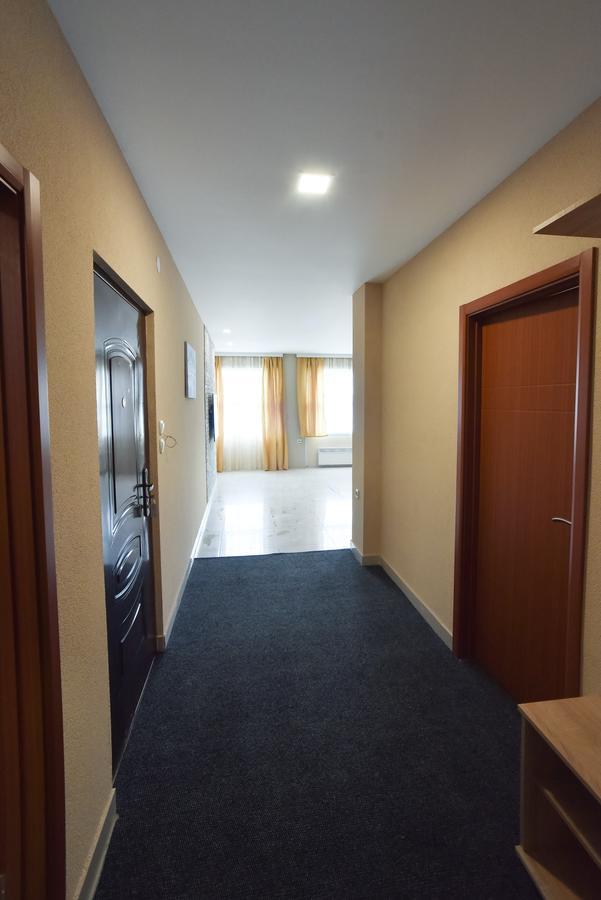 City Center Apartments ピロト エクステリア 写真