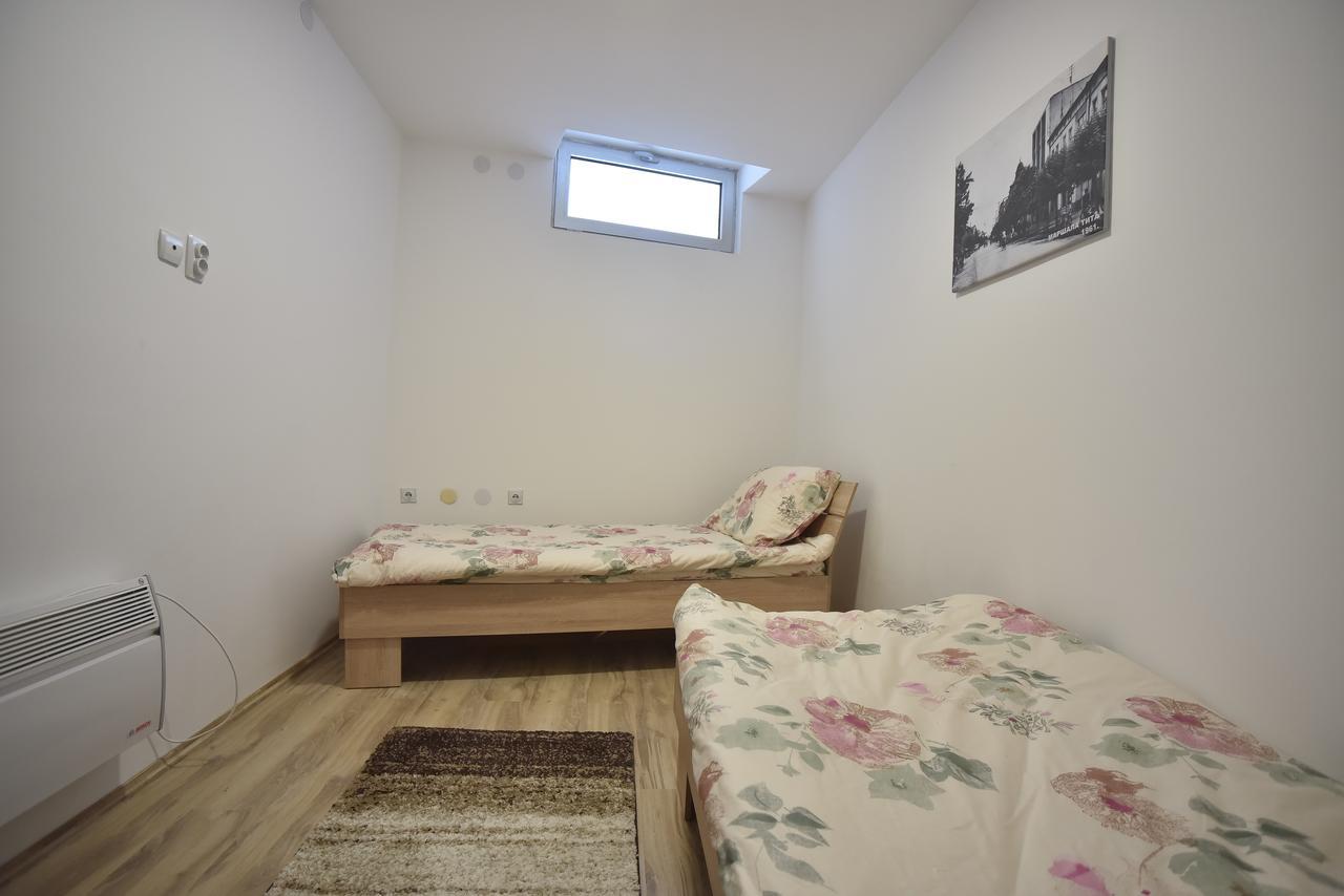 City Center Apartments ピロト エクステリア 写真