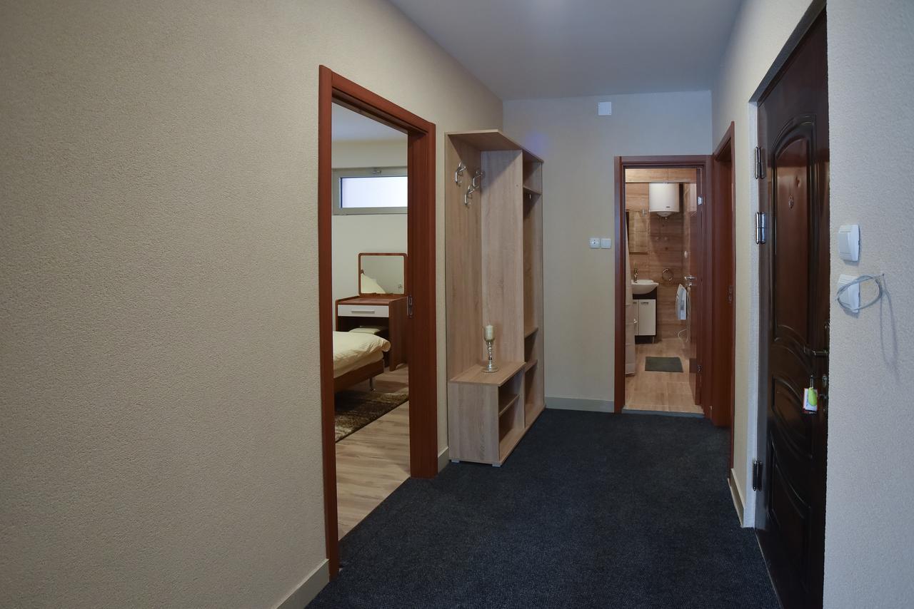 City Center Apartments ピロト エクステリア 写真