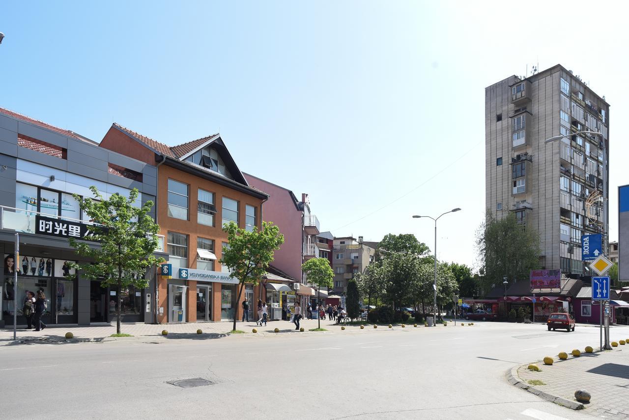 City Center Apartments ピロト エクステリア 写真